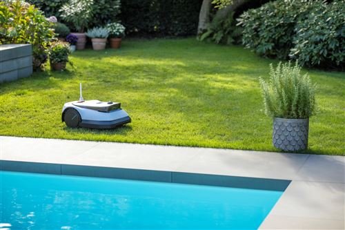 Robot-tondeuse-Ecovacs-Goat-G1-96-2-W-Blanc-et-Noir-3.jpg