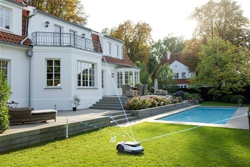 Robot-tondeuse-Ecovacs-Goat-G1-96-2-W-Blanc-et-Noir-4.jpg